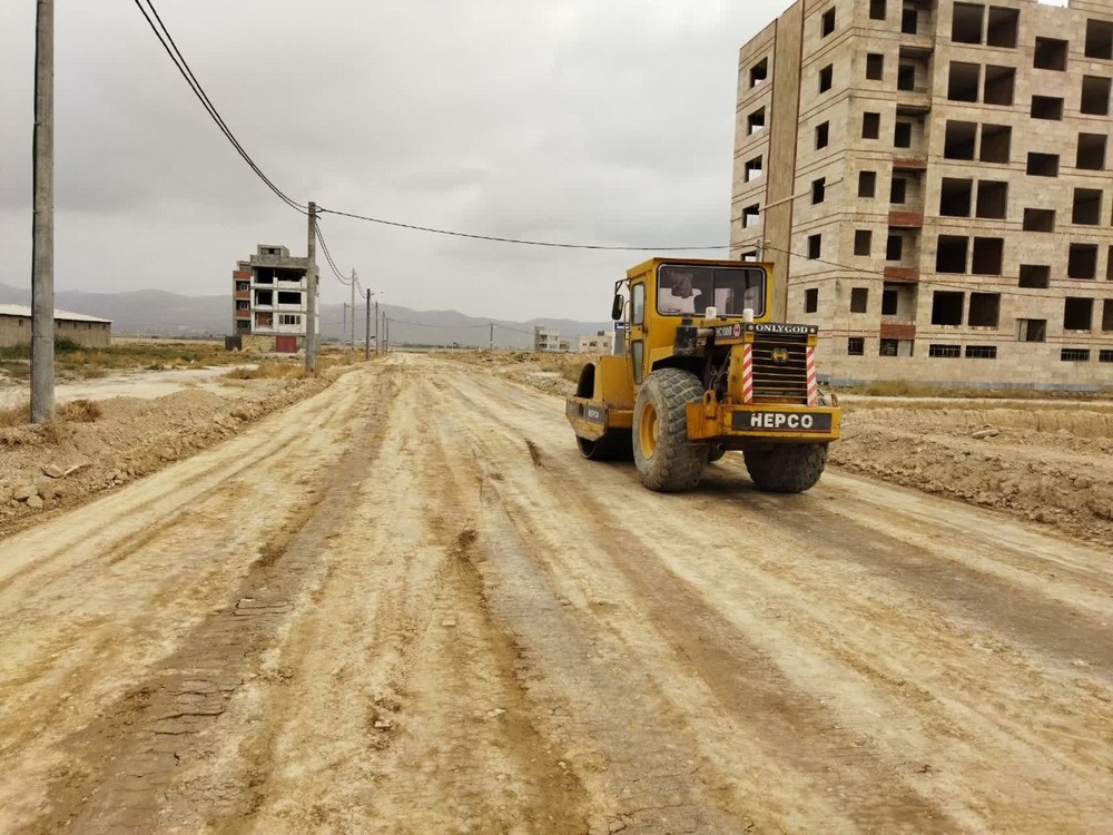 زیرسازی و بهسازی خیابان دانش (ناظرآباد 1)
