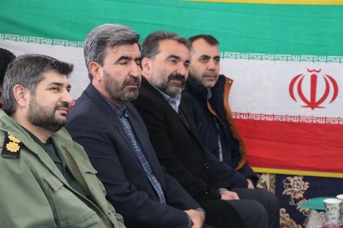 شهردار بجنورد :  تا پایان سال ۱۴۰۲ ، تعهد تکمیل ۵۰ هکتار از کمربند سبز را محقق می کنیم .