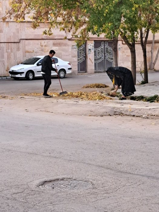 پاییز زیبا با زحمت مضاعف برای پاکبانان شهرداری