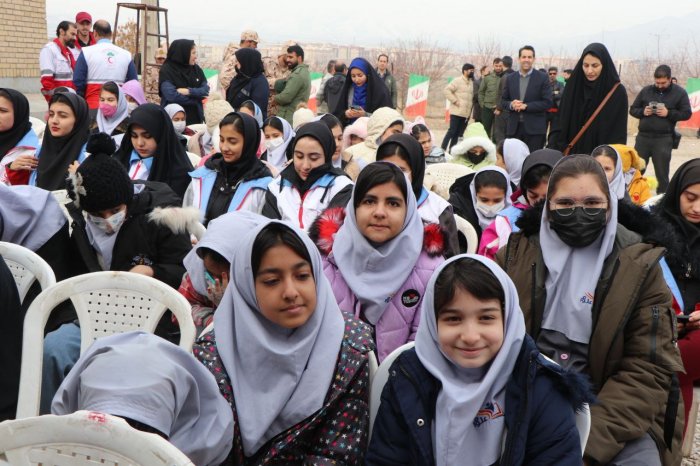 شهردار بجنورد :  تا پایان سال ۱۴۰۲ ، تعهد تکمیل ۵۰ هکتار از کمربند سبز را محقق می کنیم .