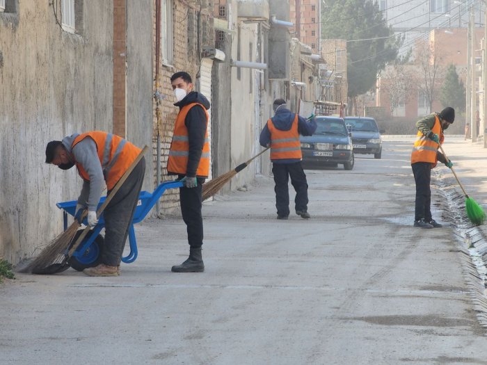 محله تکانی شهر شروع شد